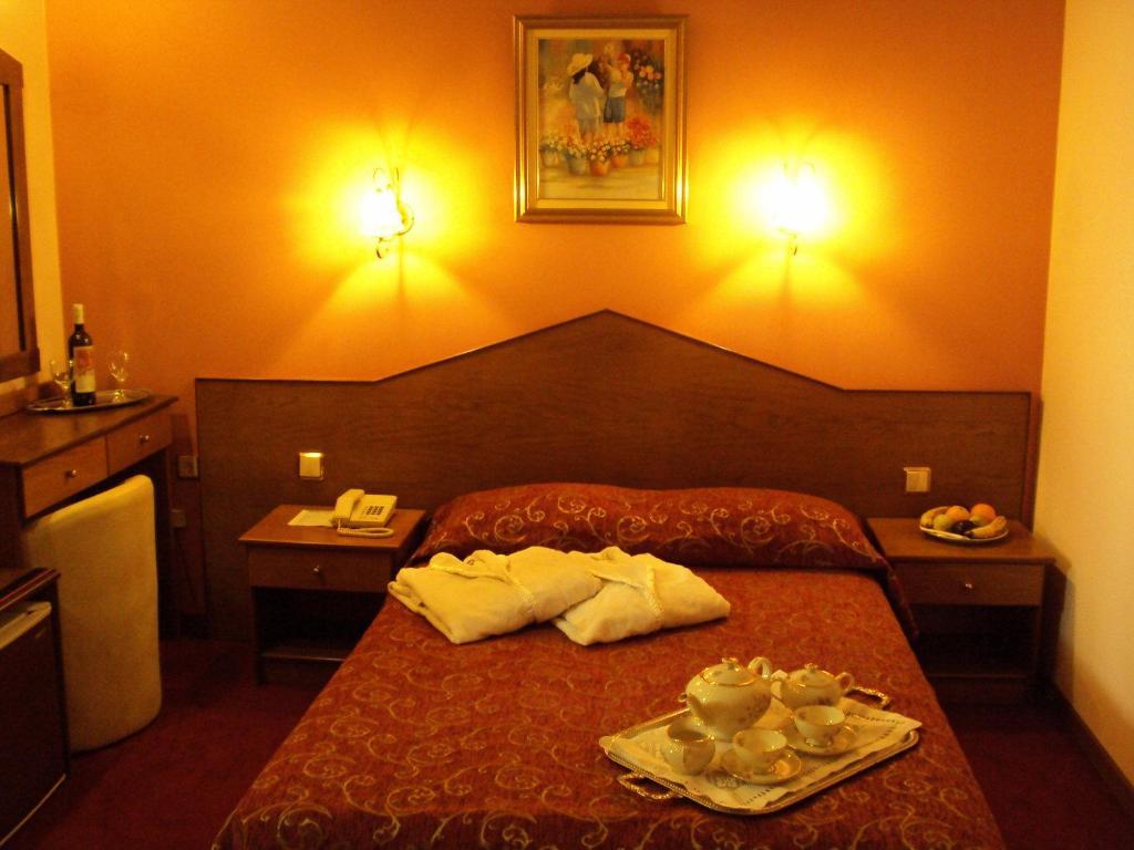 Astoria Hotel Traditional Komotini Quarto foto